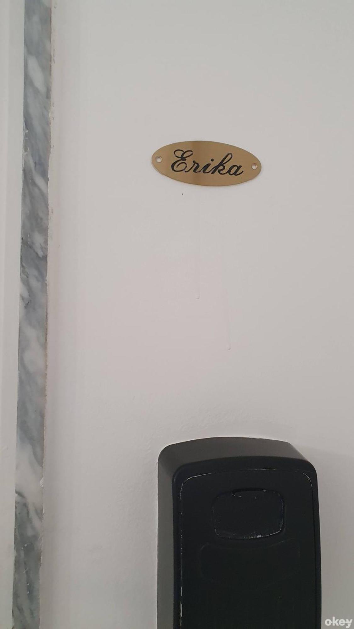 Limited Edition Guesthouse باري المظهر الخارجي الصورة